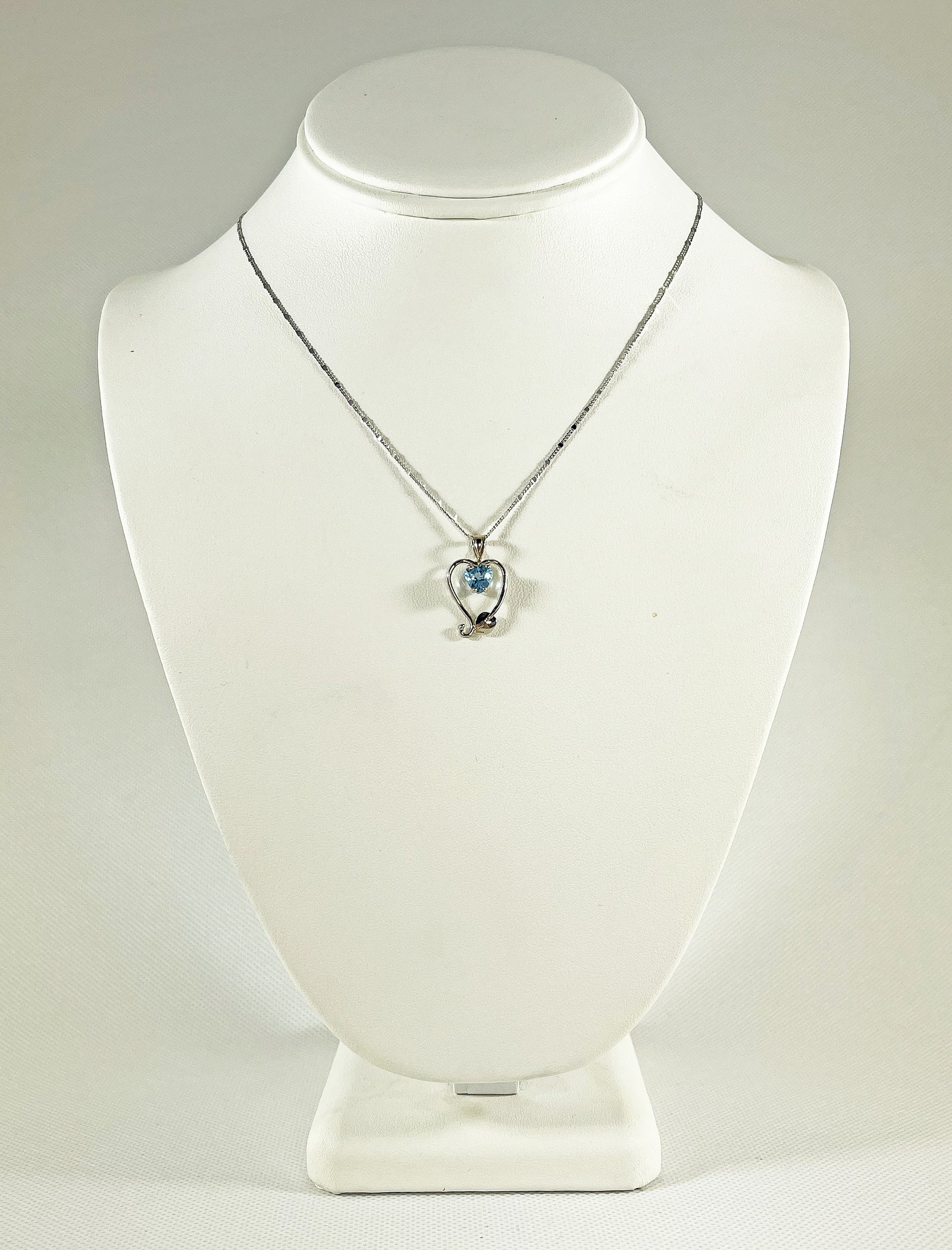 Cole Sheckler Necklace - London Blue Topaz Heart in 14kt White Gold with Ivy Leaves
