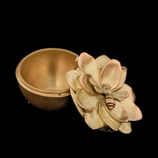 Table Art - Honey Bee Box