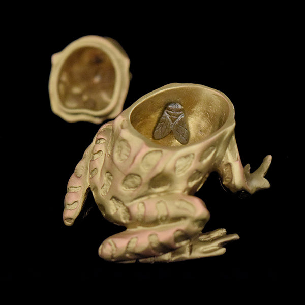 Table Art - Leopard Frog Box