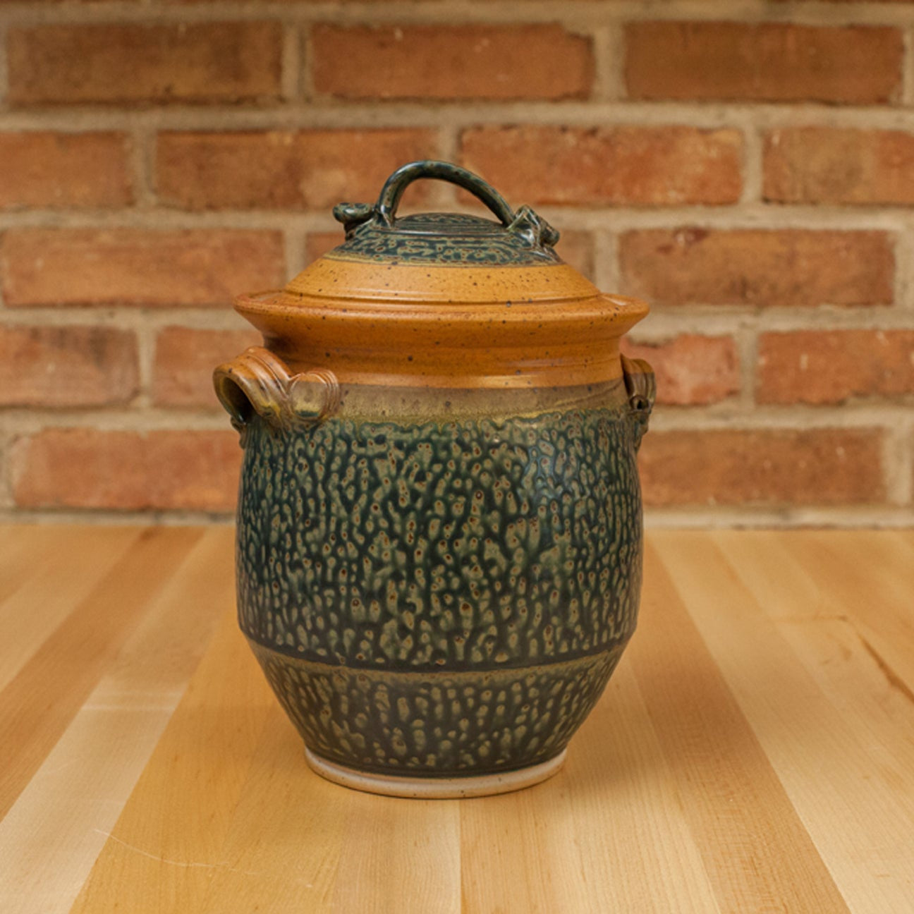 Royce Yoder Pottery - Cookie Jar: Tan/Ash