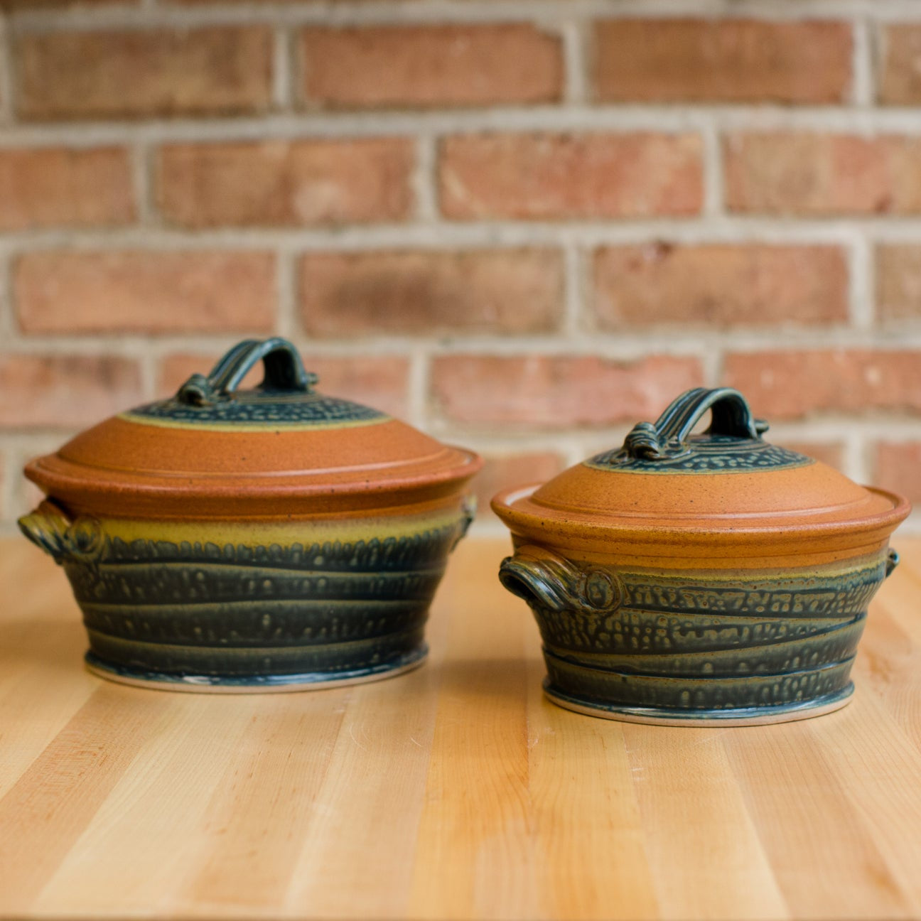 Royce Yoder Pottery - Covered Casserole: Tan/Ash